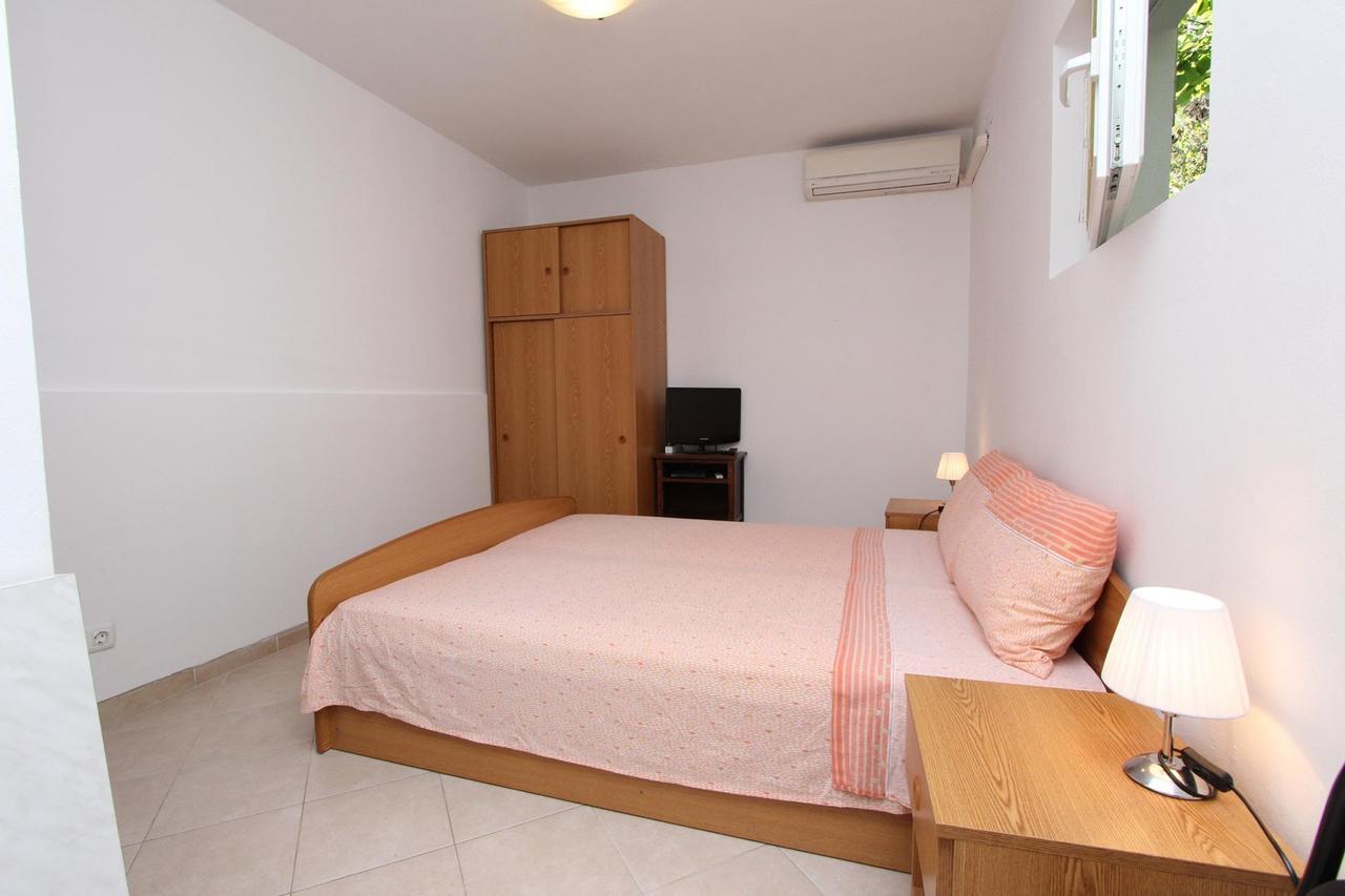 Apartments Tara Rovinj Exterior photo