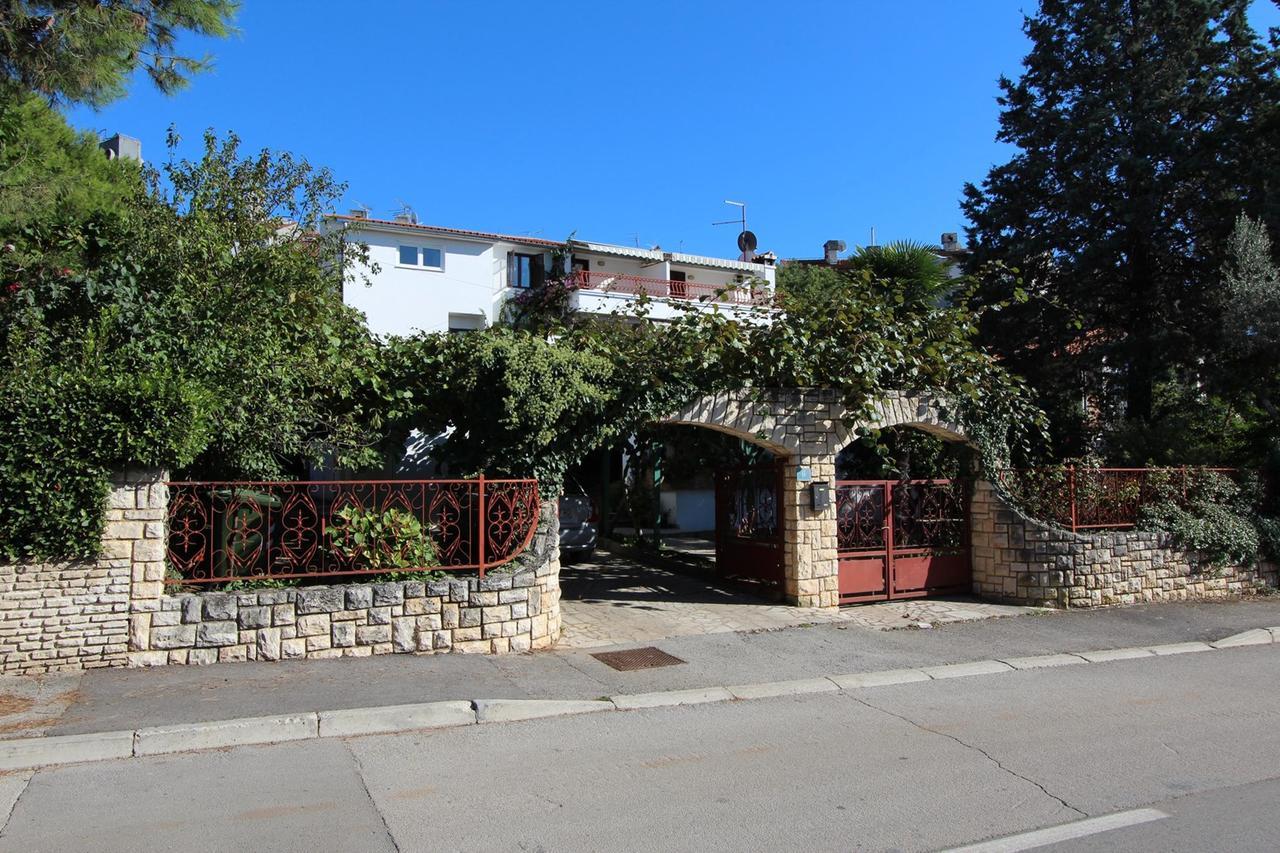 Apartments Tara Rovinj Exterior photo