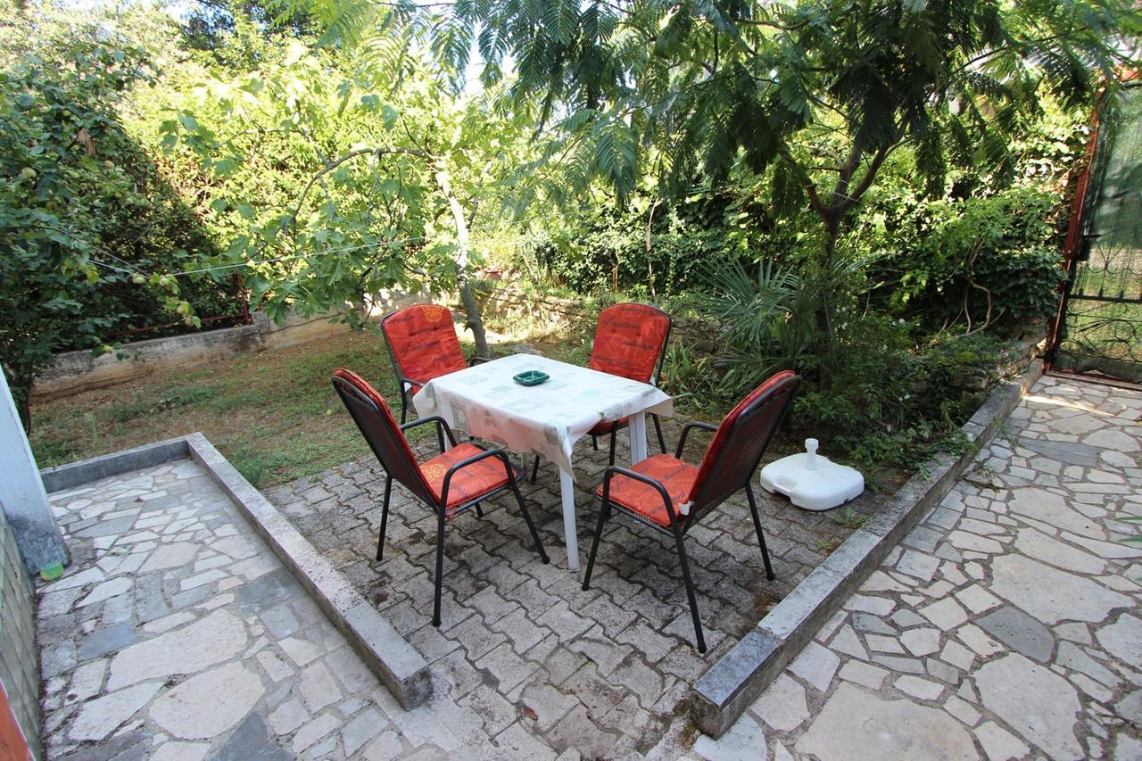 Apartments Tara Rovinj Exterior photo