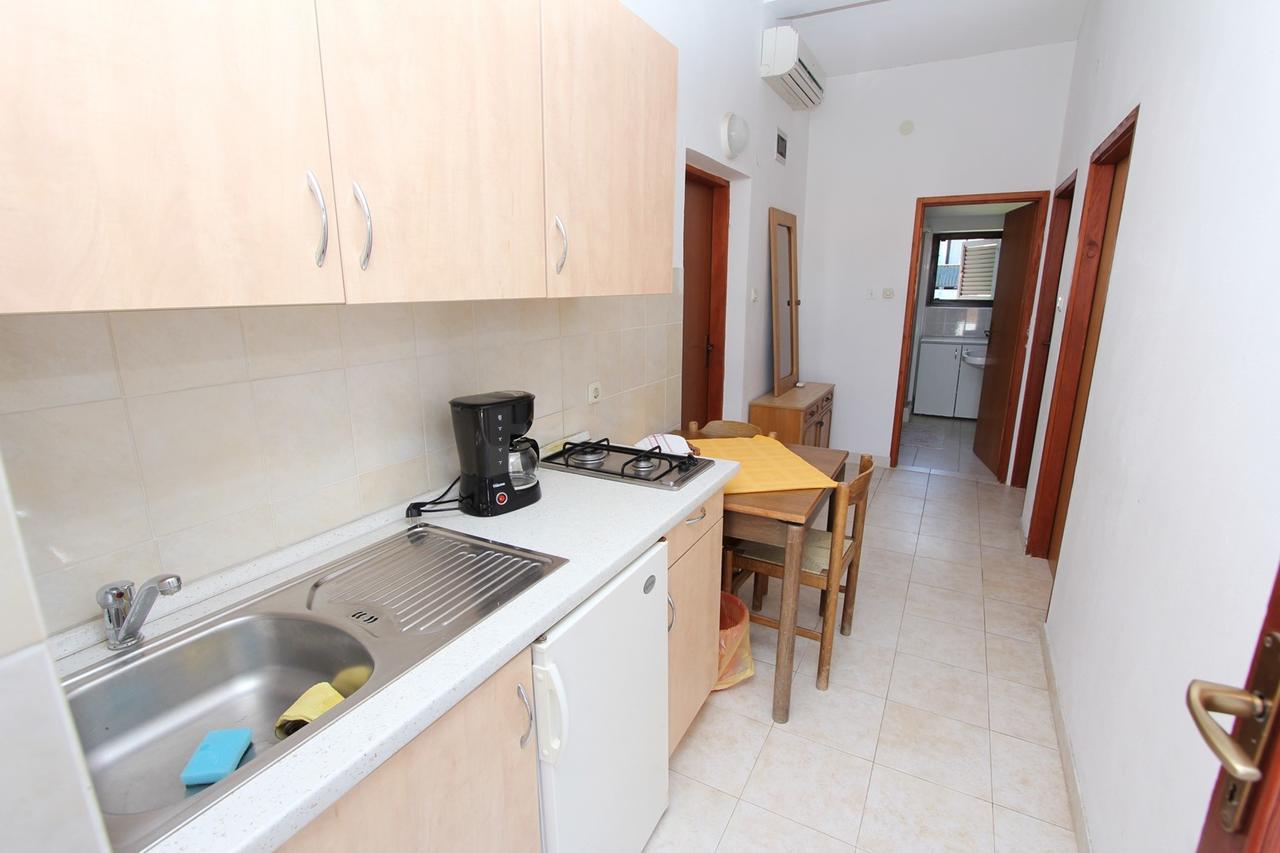 Apartments Tara Rovinj Exterior photo