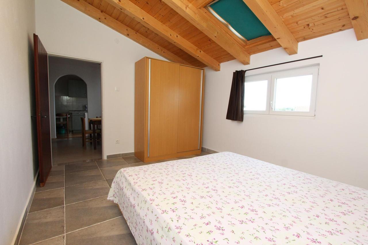 Apartments Tara Rovinj Exterior photo