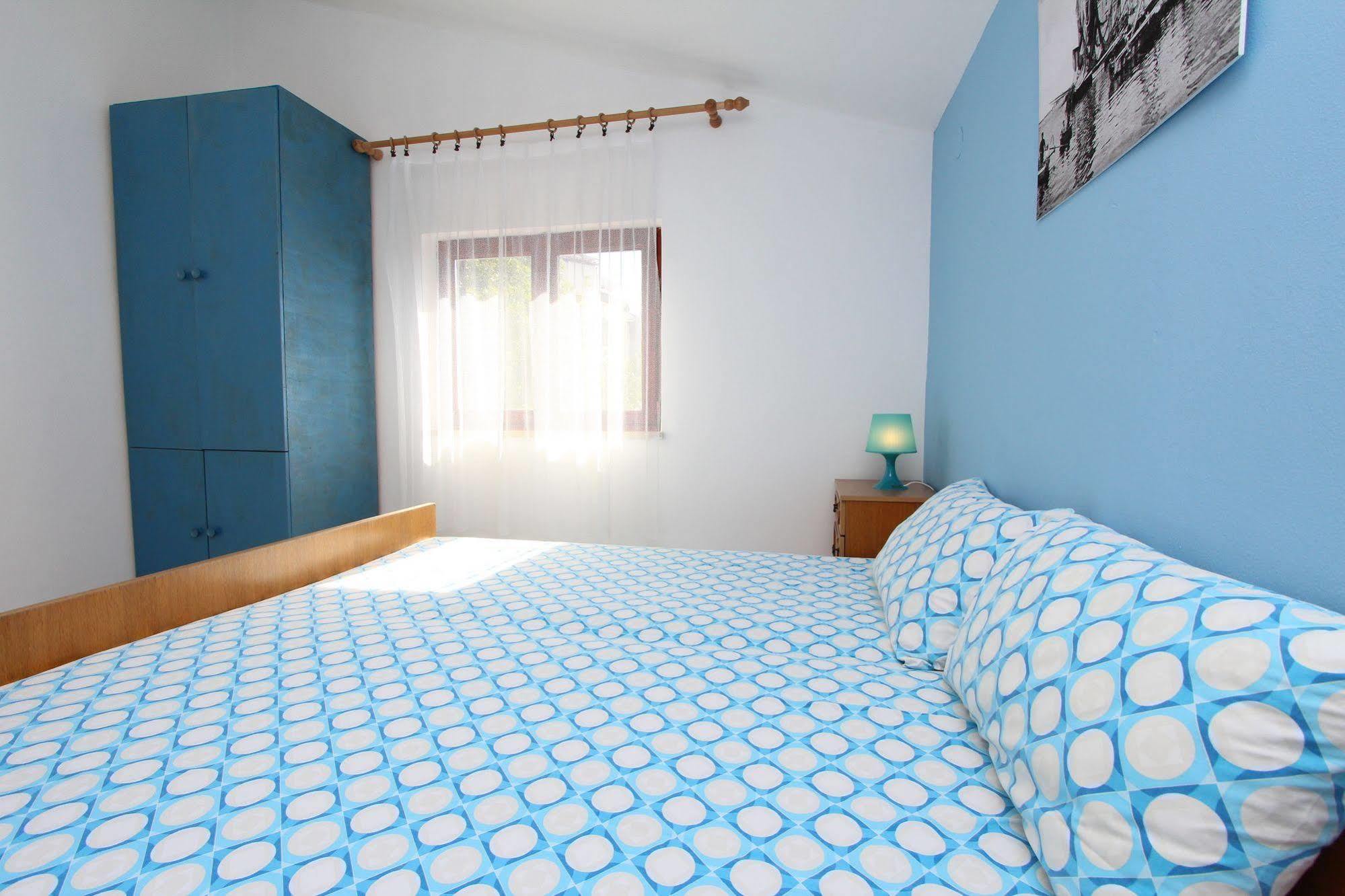 Apartments Tara Rovinj Exterior photo