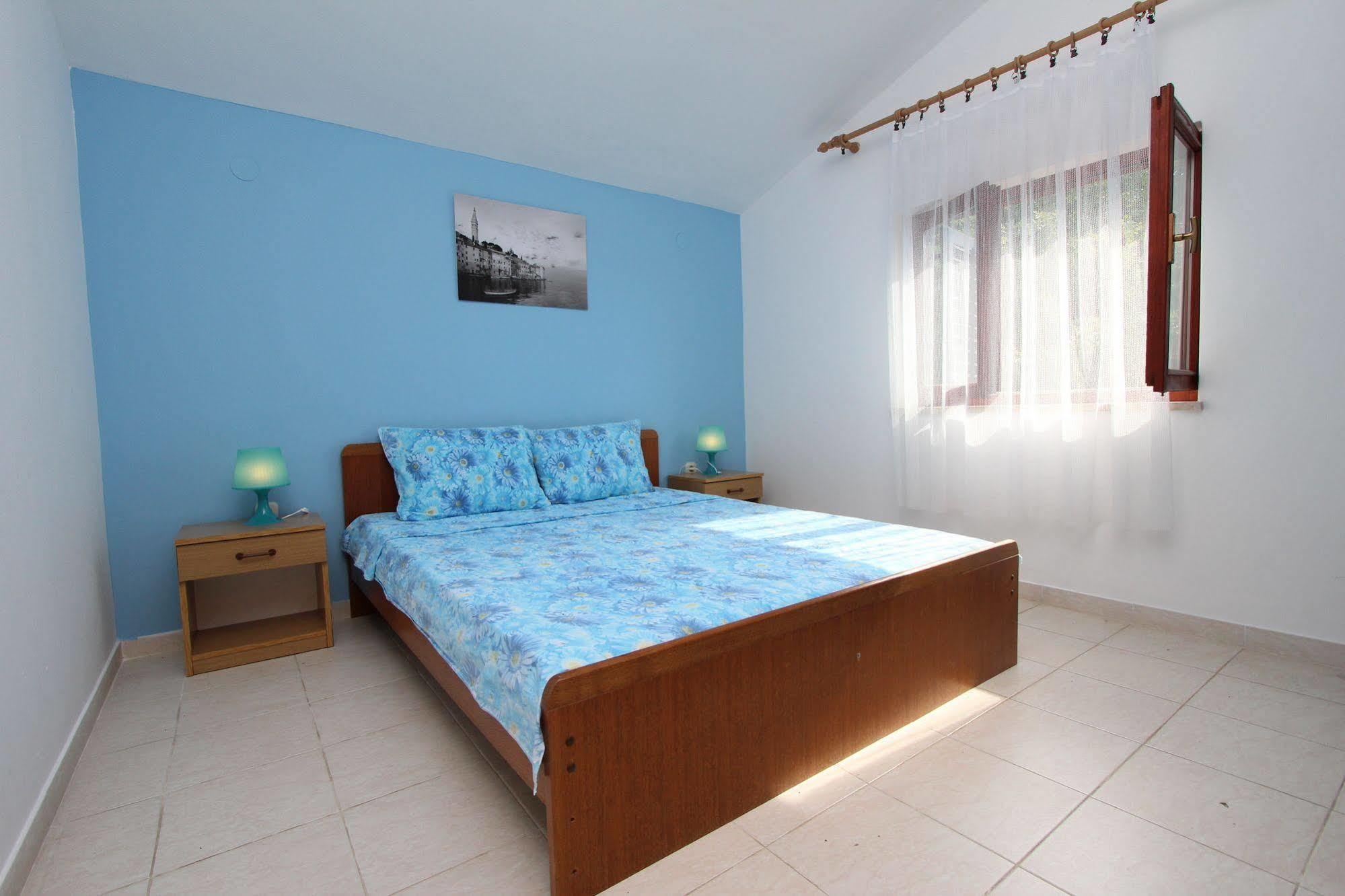 Apartments Tara Rovinj Exterior photo