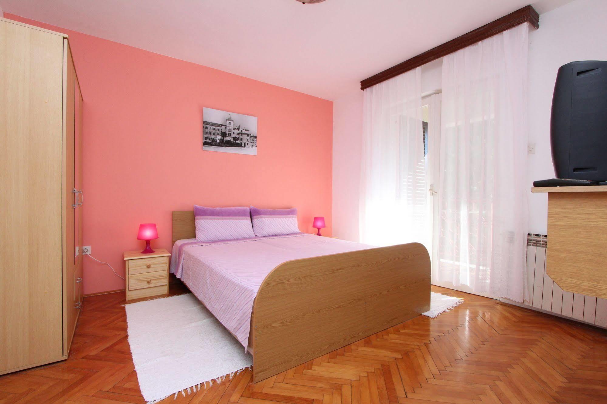 Apartments Tara Rovinj Exterior photo
